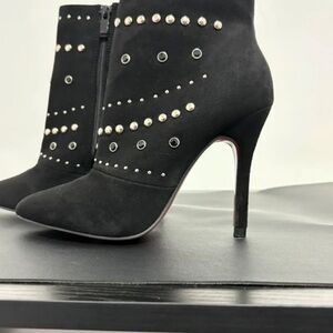 Elegant Black Studded Heeled Boots